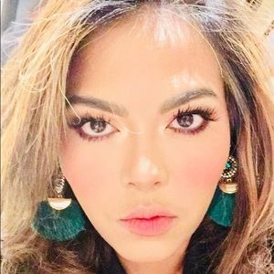 Meet your Posher, Katrina